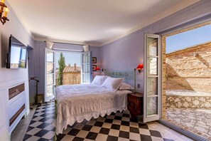WiFi, bed sheets - Donna Lavinia with indoor pool (Città della Pieve)