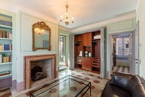 Interior - Donna Lavinia with indoor pool (Città della Pieve)