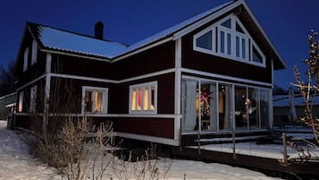 House, 3 Bedrooms, City View | Exterior