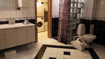 Ferienhaus, 3 Schlafzimmer, Stadtblick | Badezimmer