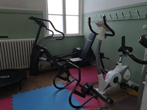 House, 3 Bedrooms, City View | Fitness facility - Charming Modern House Close to Järvsö With Fireplace (Ljusdal)