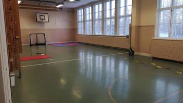 House, 3 Bedrooms, City View | Sport court