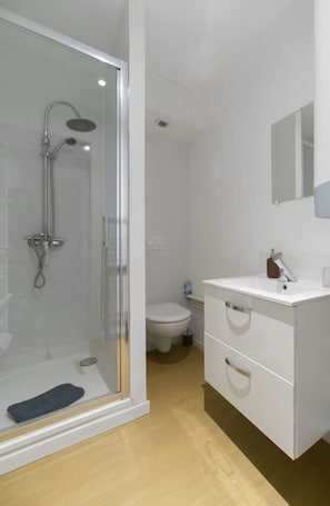 Hair dryer - Appartement calme et lumineux en centre ville (Vichy)