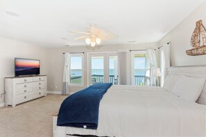 3 bedrooms, iron/ironing board, free WiFi, bed sheets - Soundfront Luxury w/ Pool, Hot Tub, Pier & Game Room (Emerald Isle)