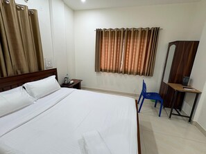 Deluxe Double Room, City View