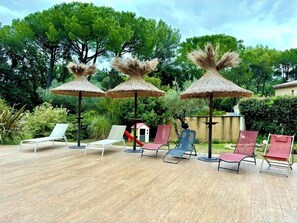 Terrace/patio - Stone house of character with pool & spa, space and authenticity (Bagnols-sur-Cèze)