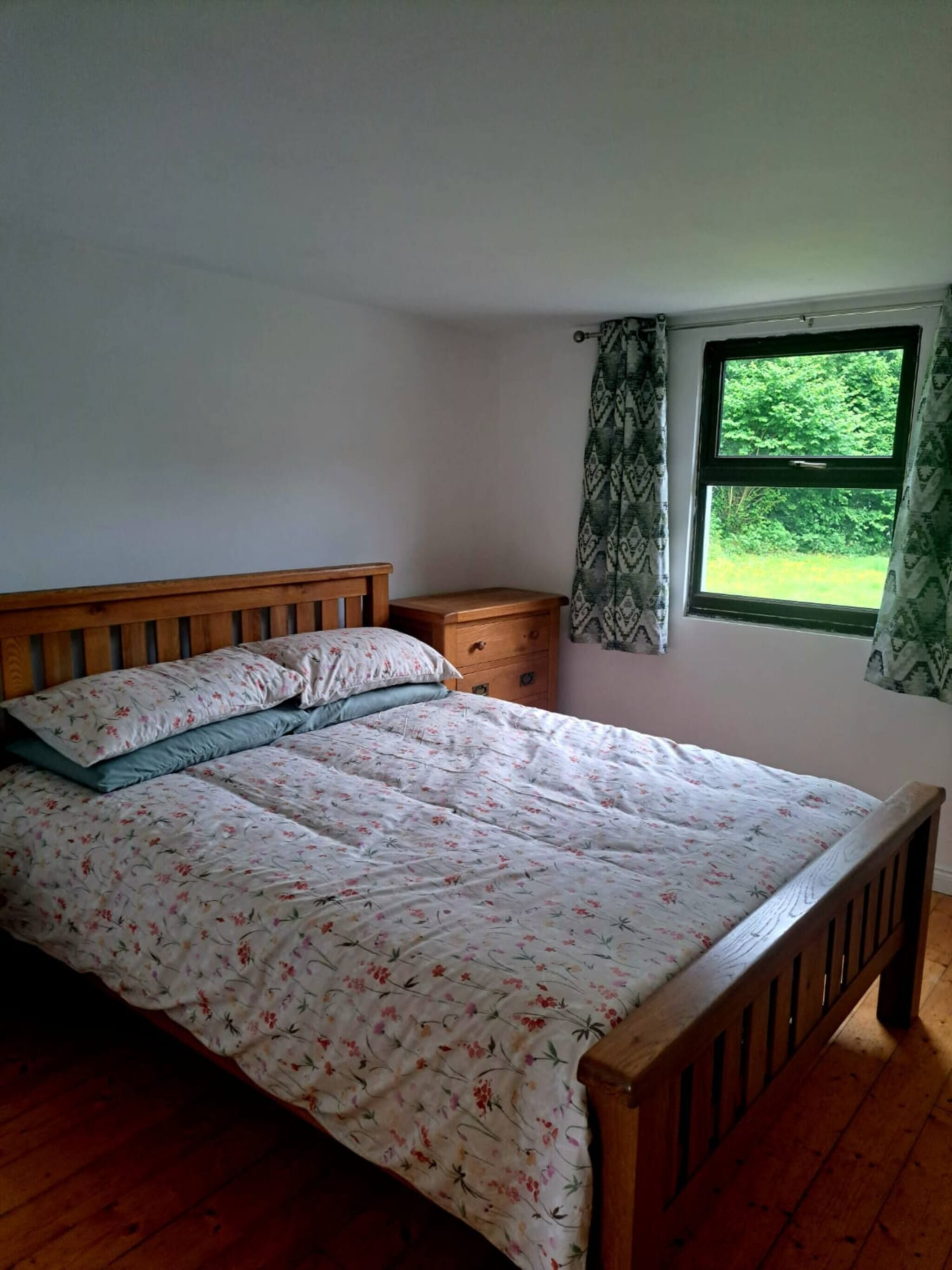 House, 3 Bedrooms, Accessible, Smoking