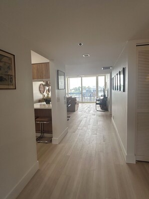 Interior - Beachplace Oasis on the south end of Longboat Key (Longboat Key)