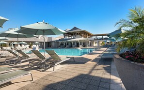 A heated pool - Pelican & Palm - WaterColor Home & Golf Cart! (Santa Rosa Beach)