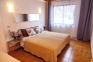 熨斗/熨衣板、WiFi、床单