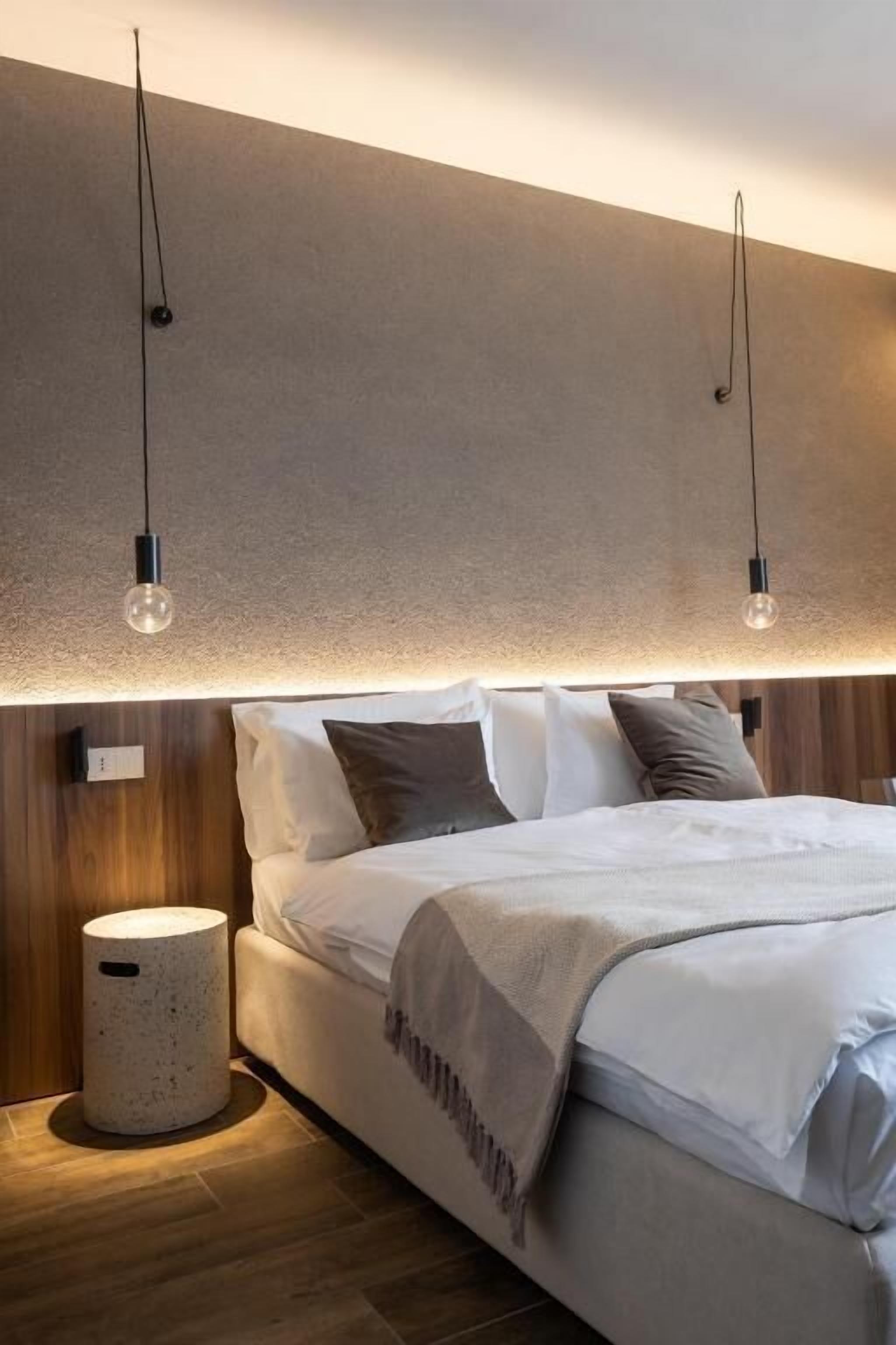 Premium-sengetøj, dundyner, senge med madrasser af memory foam