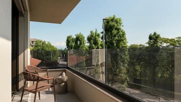 Premium-Apartment, 2 Schlafzimmer, Balkon | UnterkunftsgelÀnde