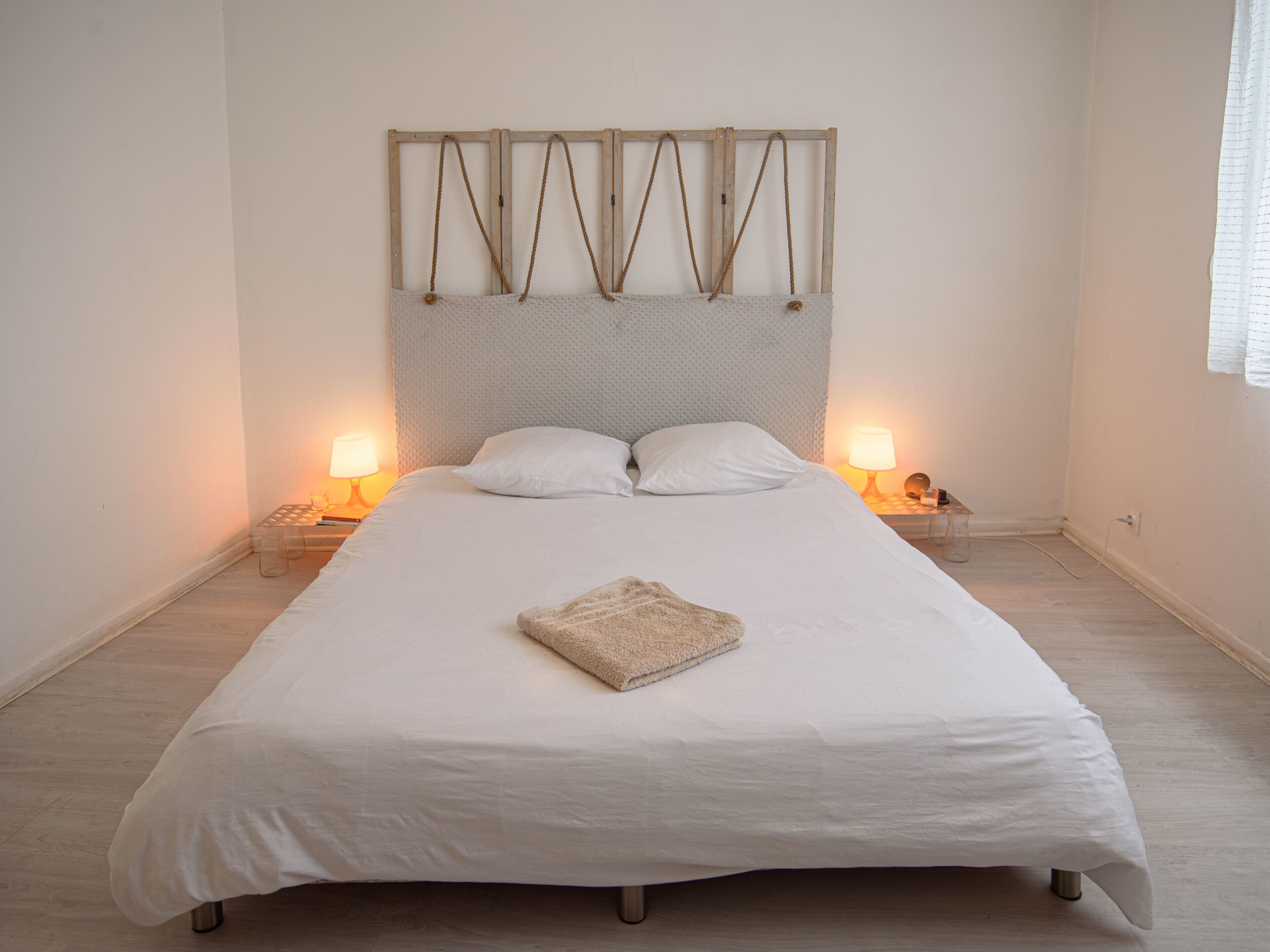 Silitysrauta/-lauta, vuodevaatteet