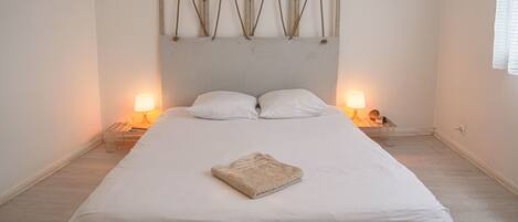 Silitysrauta/-lauta, vuodevaatteet