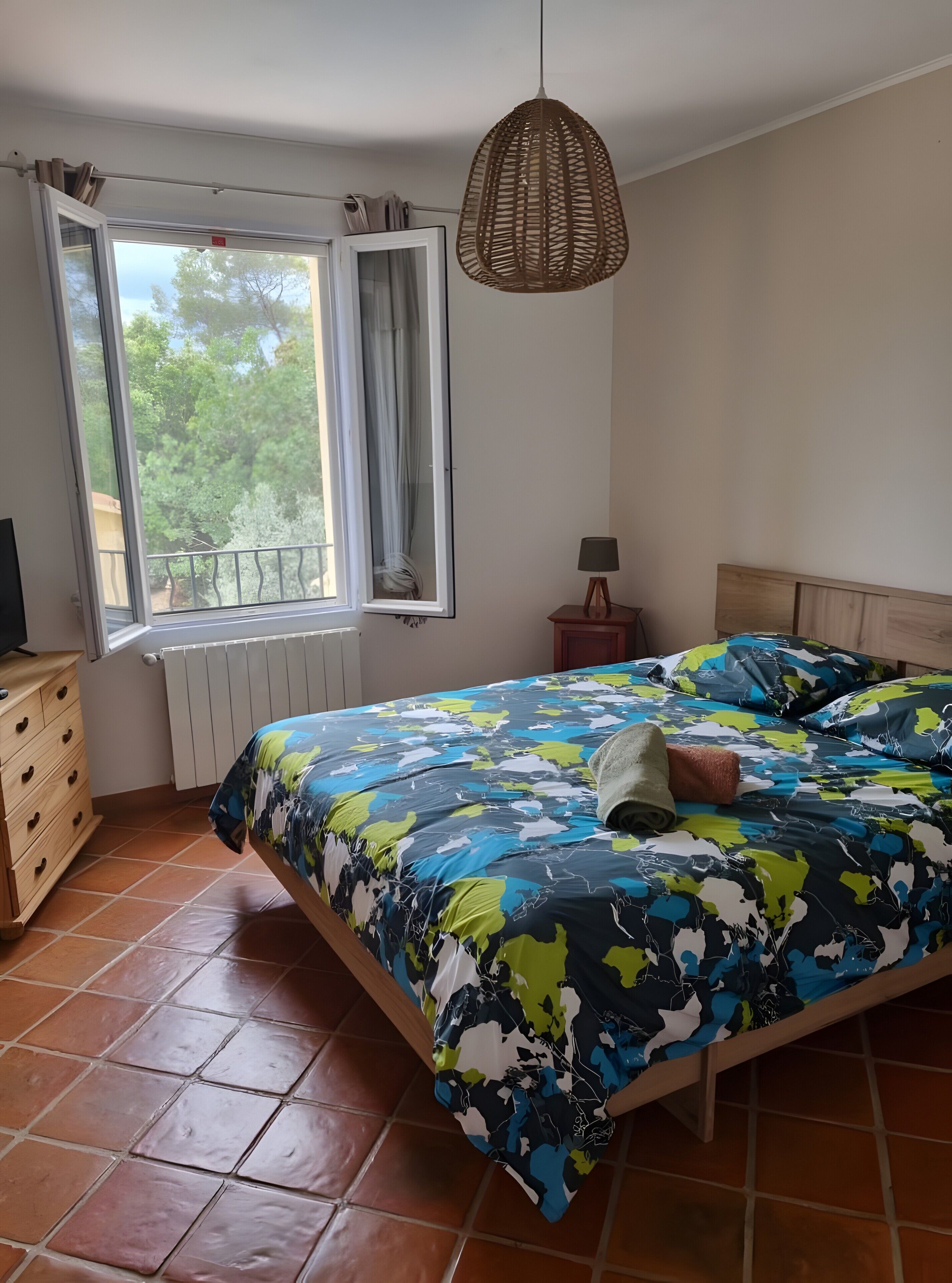 1 habitación, wifi y ropa de cama 