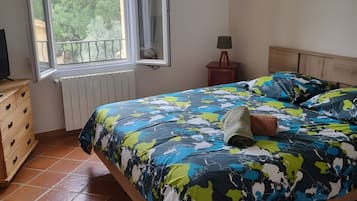 1 habitación, wifi y ropa de cama