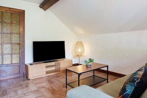 Téléviseur, foyer