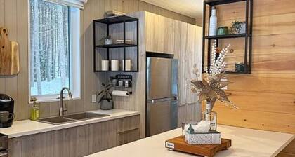 Forest Adventure Cabin Steps from Lac Schryer