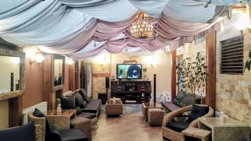 Dobbelt- eller tomannsrom – classic, byutsikt | Innvendig