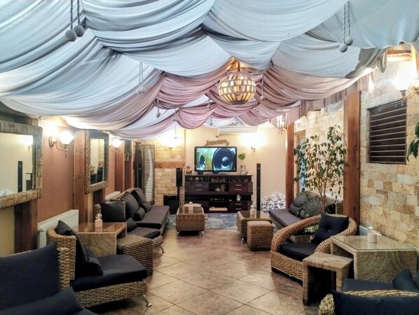 Classic Double or Twin Room, City View | Interior - Hotel Sofia (Bansko)