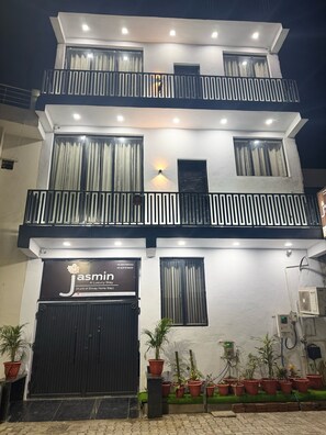 Fachada del alojamiento