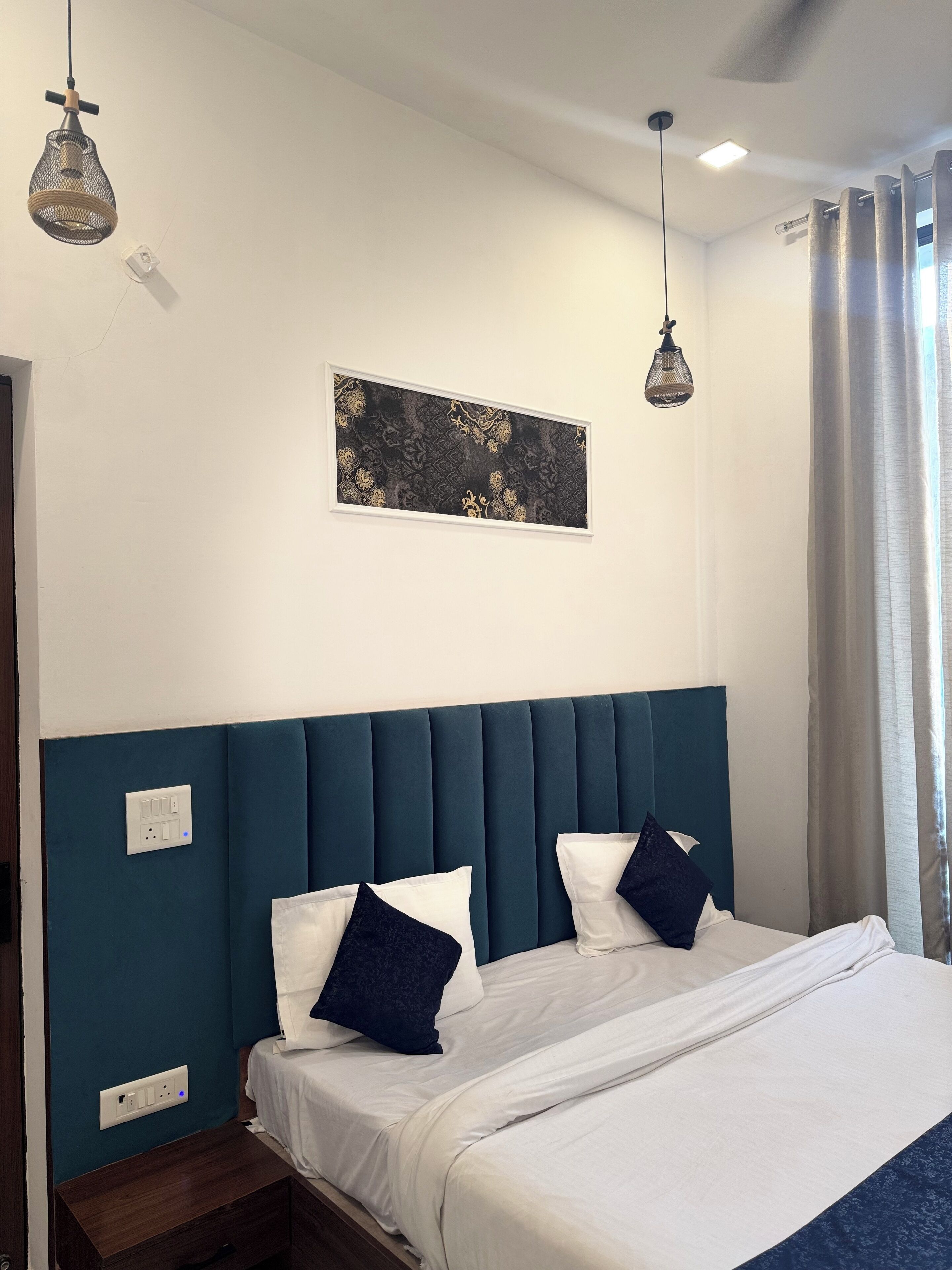 Camera, balcone, vista giardino | Una scrivania, postazione laptop, Wi-Fi gratuito