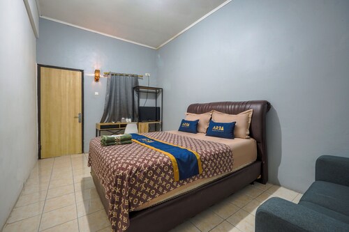 Bogor Guesthouse by ARBA