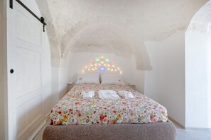 1 bedroom, iron/ironing board - GuestHost - Trullo Angelica (Martina Franca)
