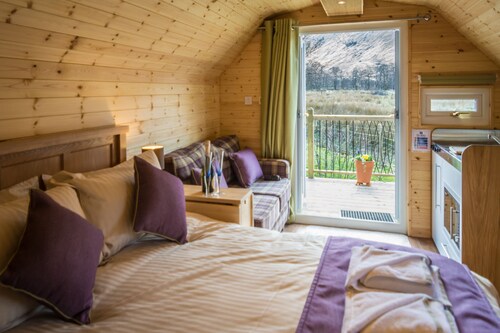 Cosy Eco Cabin with stunning views