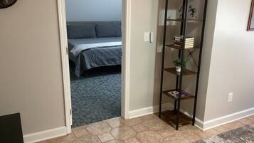 1 bedroom, desk, iron/ironing board, free WiFi