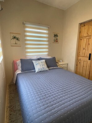 2 bedrooms, WiFi, bed sheets - Isabela Surfers Suite, Jobos+Middles Beach, 2 min walk plaza, 2 min drive beach (Isabela)