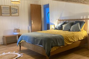 مكواة/لوح كي وواي فاي وملاءات أسرّة