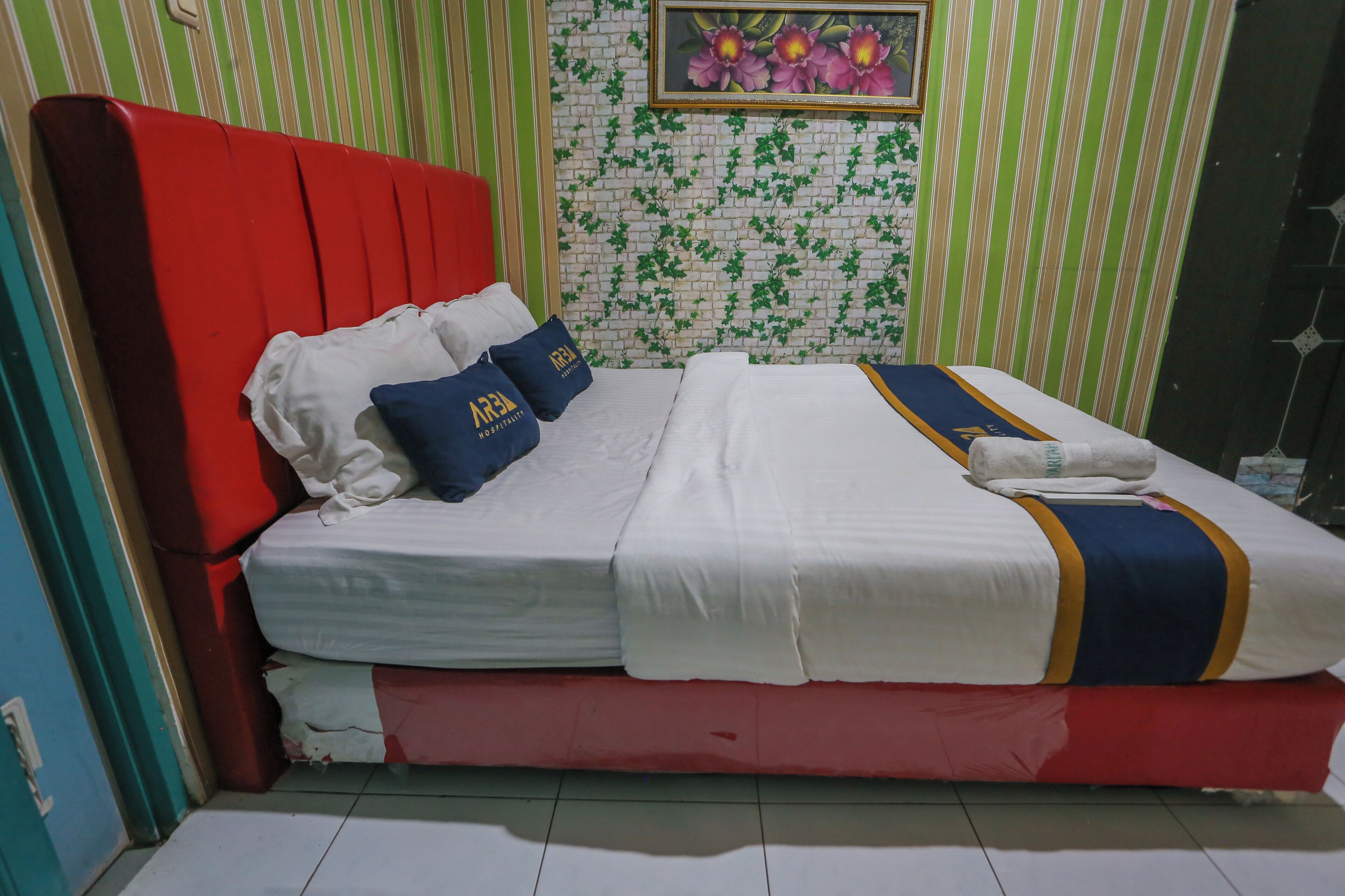 エコノミー ダブルルーム | WiFi (無料)、ベッドシーツ