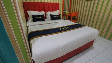 スタンダード ダブルルーム | WiFi (無料)、ベッドシーツ