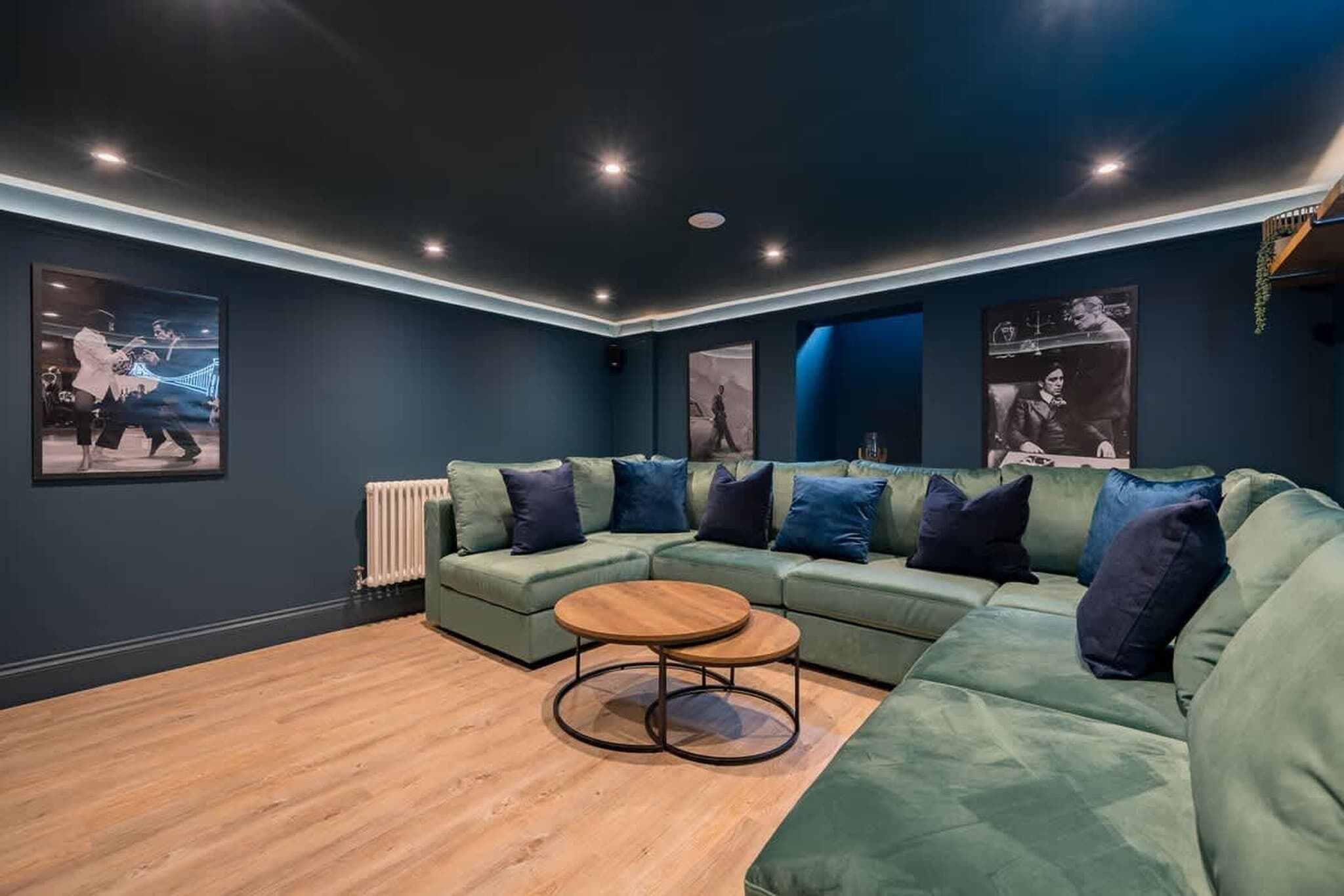 Smart TV, stereo, offices