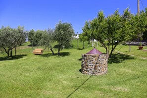 Property grounds - Agriturismo apartment with pool and AC near the center of Castellina in Chianti (Castellina in Chianti)
