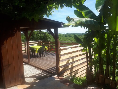 Maison de vacances « Le Gîte du Chauze » avec terrasse privée, jardin et climatisation