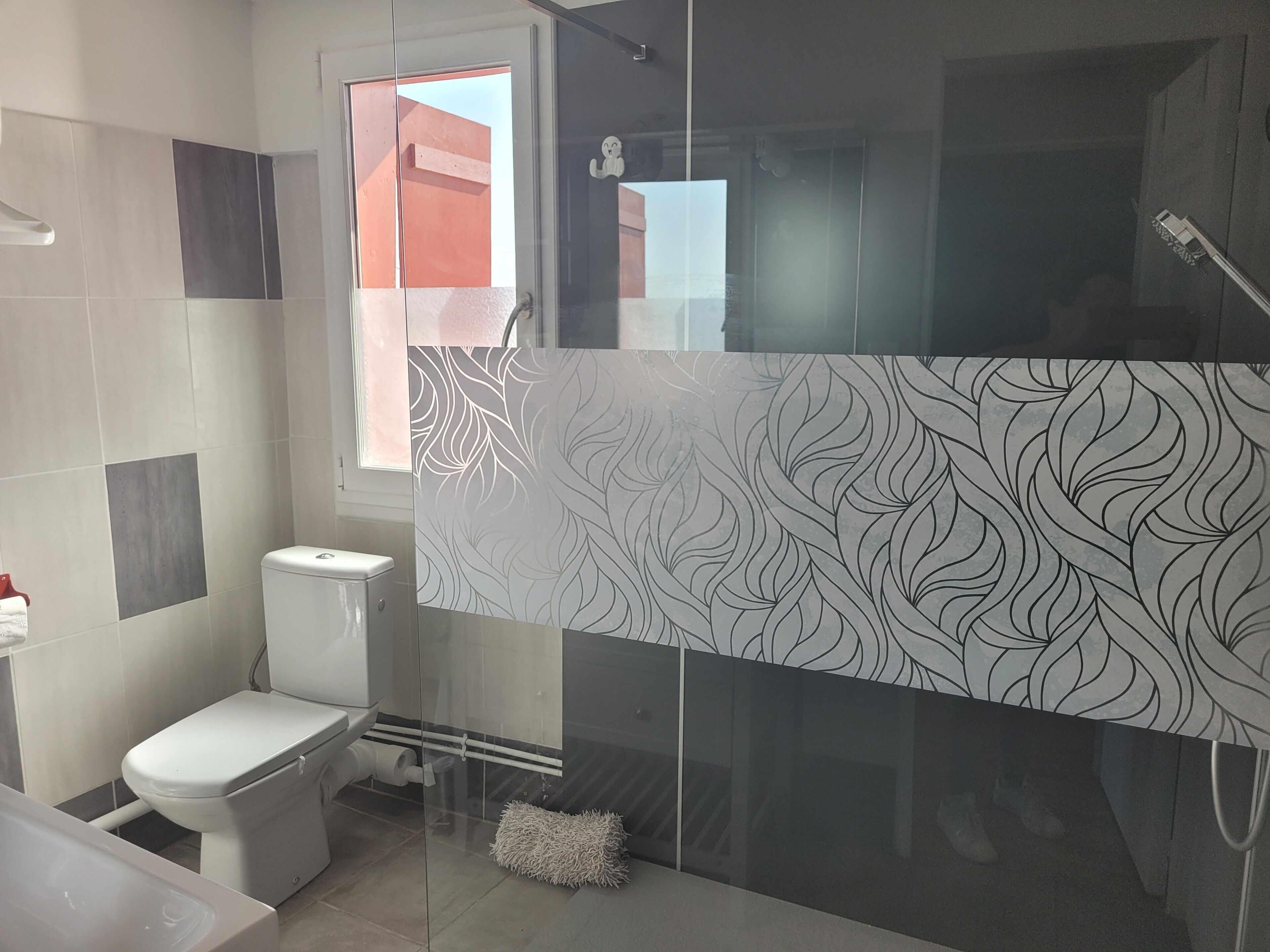 Een douche, een haardroger