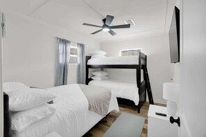 2 bedrooms, iron/ironing board, WiFi, bed sheets