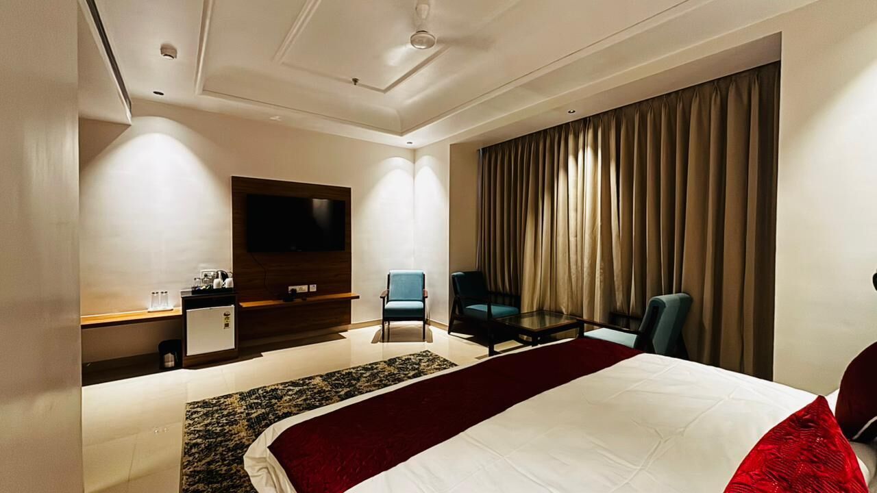 Deluxe Double Room | Free WiFi