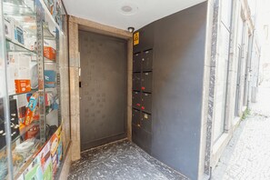 Interior - DOWNTOWN FORMOSA STUDIO by VACATIONY (Oporto)