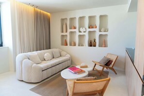 TV - A Peacefull 2-BR/2BA - Vieux Port (Marseille)