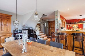 Dining - La Maison des Restanques (Cabrières-d'Avignon)