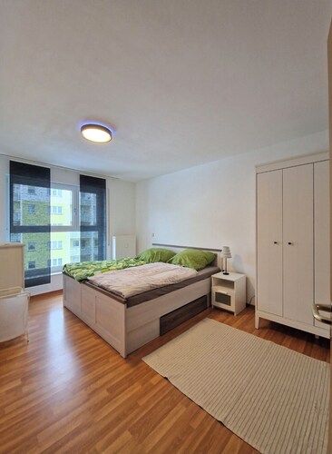 Möbliertes Wohnen Nähe des Plauener Altmarktes mit Sonnenbalkon