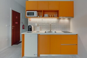 Studio - Colorful Studio 1 Municipal Pool by Vacationy (Porto)