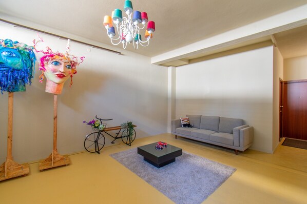 Studio - Colorful Studio 3 Municipal Pool by Vacationy (Porto)