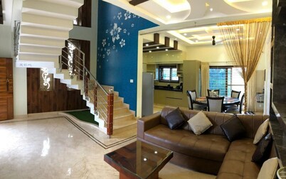 Cascade Villa Spacious 5BHK Luxury Villa