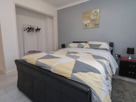 2 bedrooms, individually decorated, individually furnished, free WiFi