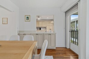Dining - Across The Street From The Beach Spacious 4-bedroom, 3-bathroom With Pool (Sanibel)