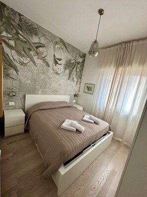 Iron/ironing board, WiFi, bed sheets - Vrbo Property (Rimini)